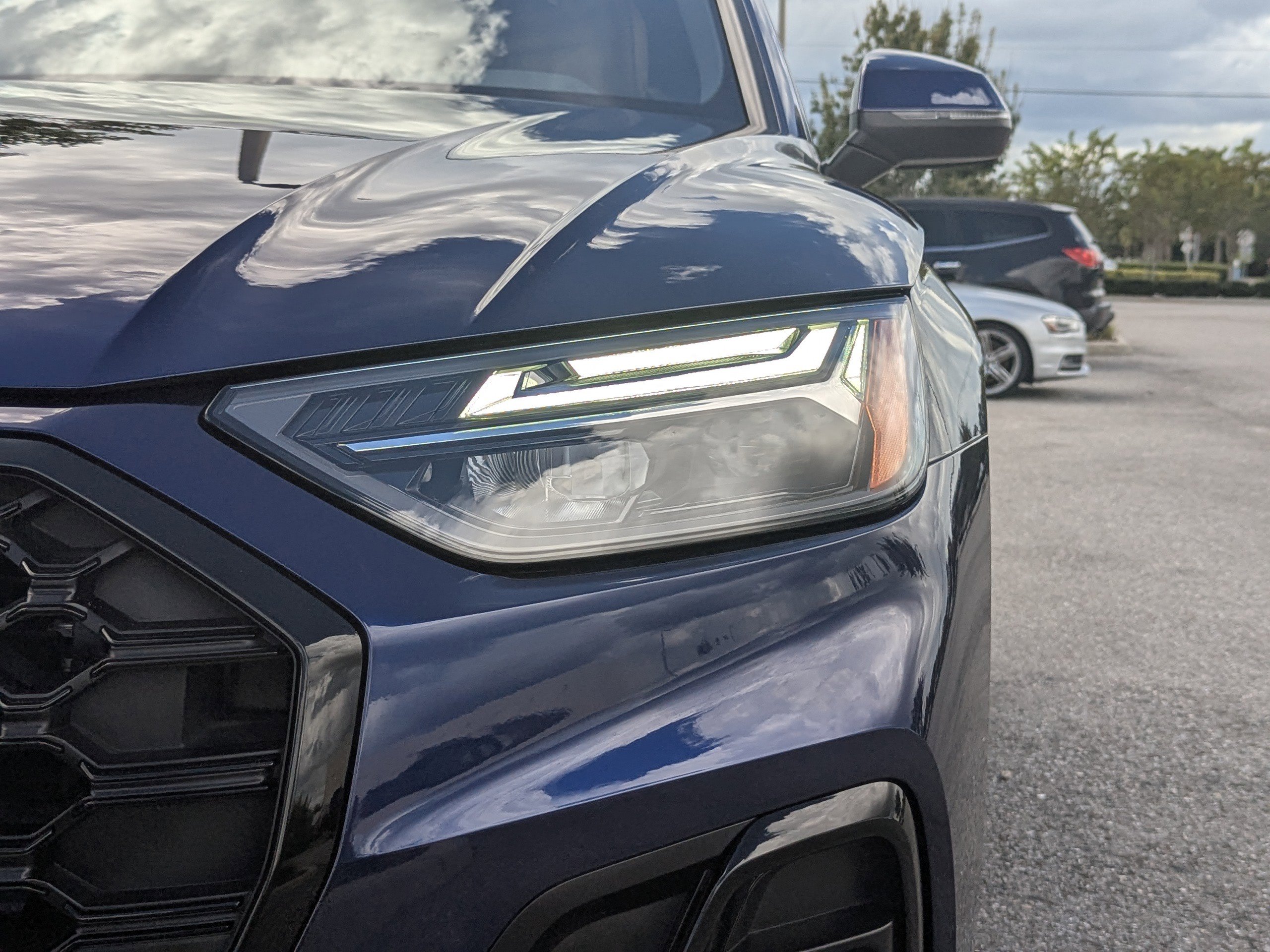 Certified 2025 Audi Q5 2.0T Premium w/ Convenience Plus Package image 9