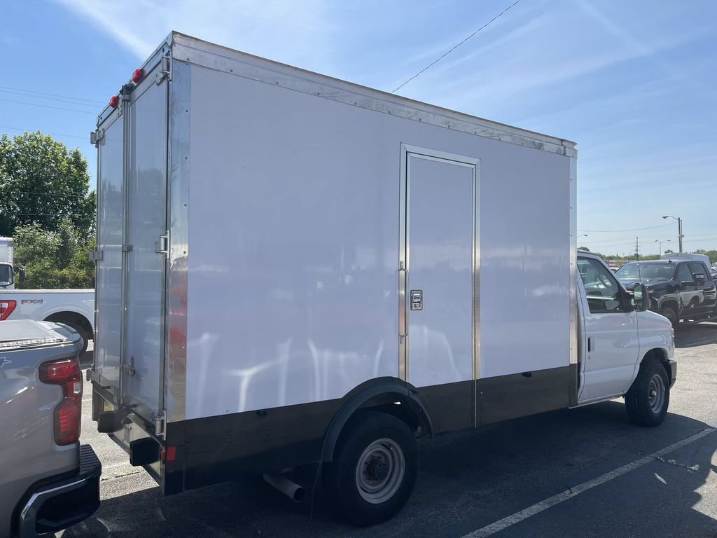 Used 2024 Ford E-350 and Econoline 350 Super Duty w/ Power Windows & Locks Group RWD image 10