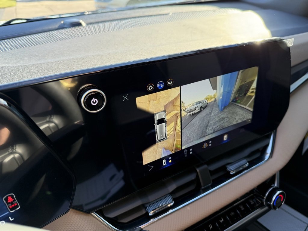 New 2026 Chevrolet Equinox ACTIV w/ Convenience Package III image 21