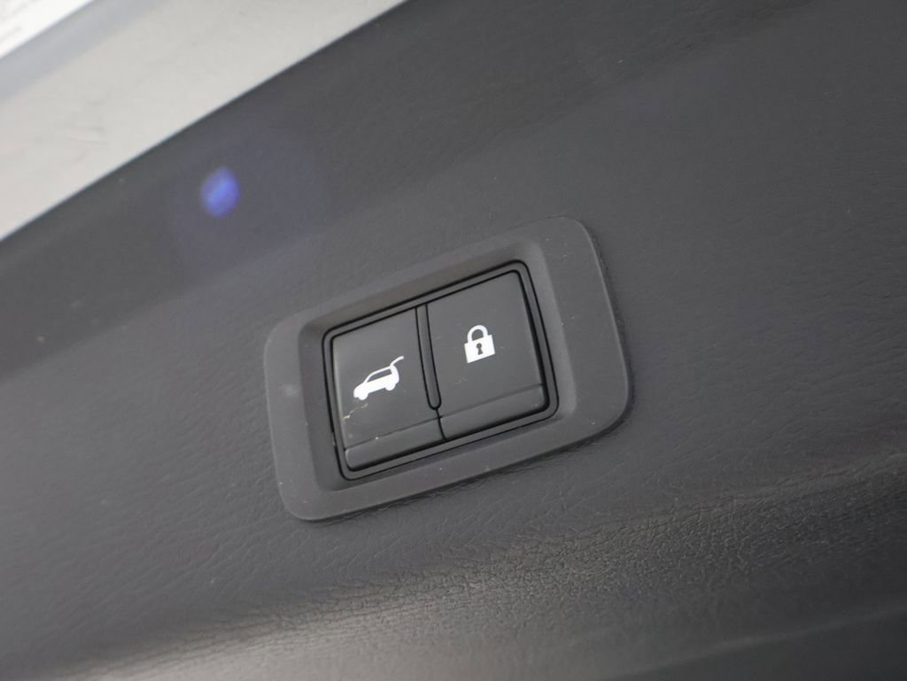 Used 2022 Mitsubishi Outlander SEL image 20