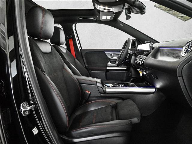 New 2026 Mercedes-Benz GLA 35 AMG 4MATIC image 23