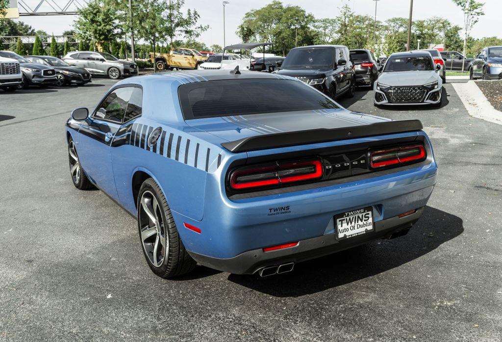 Used 2016 Dodge Challenger R/T RWD image 32