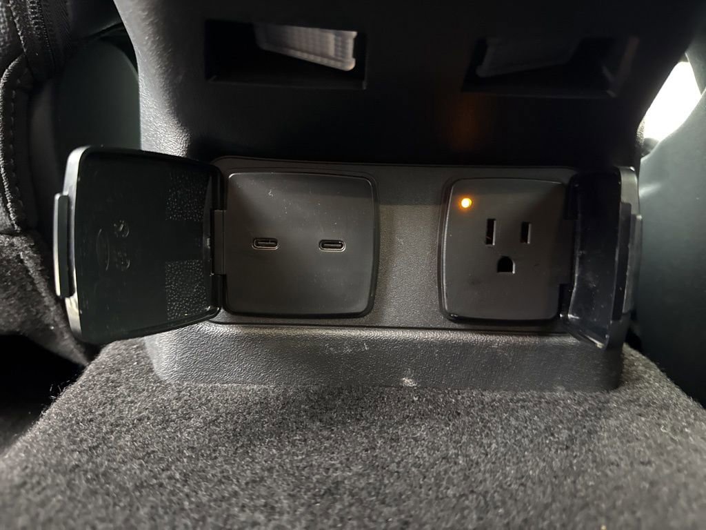 Used 2025 Ford Bronco Outer Banks image 15