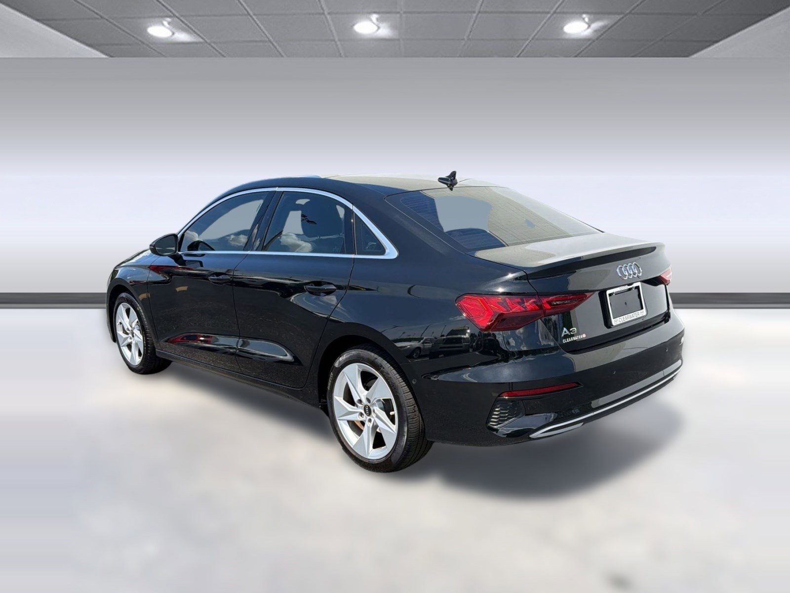 Used 2023 Audi A3 2.0T Premium FWD image 3