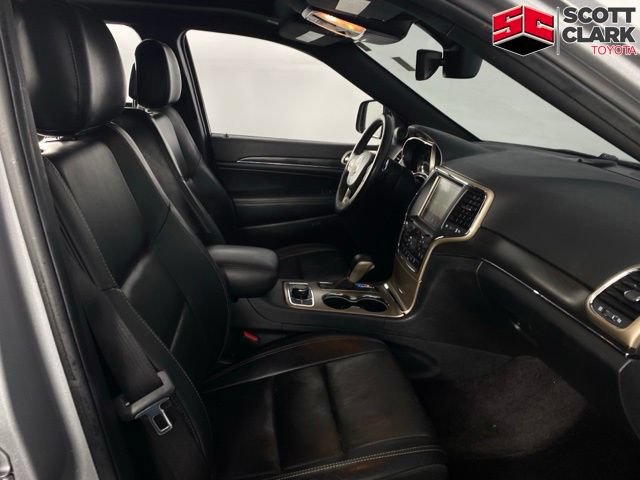 Used 2017 Jeep Grand Cherokee Limited w/ Luxury Group II AWD/4WD image 15