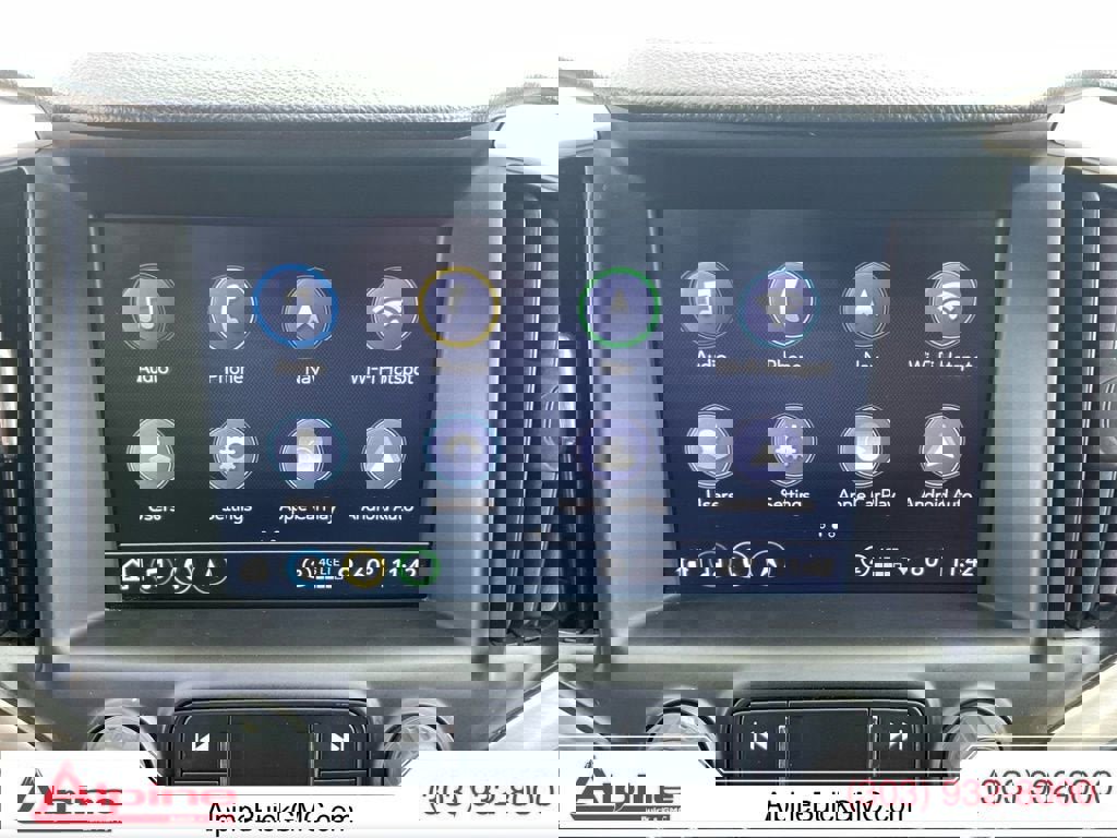 Used 2024 GMC Terrain Denali image 18