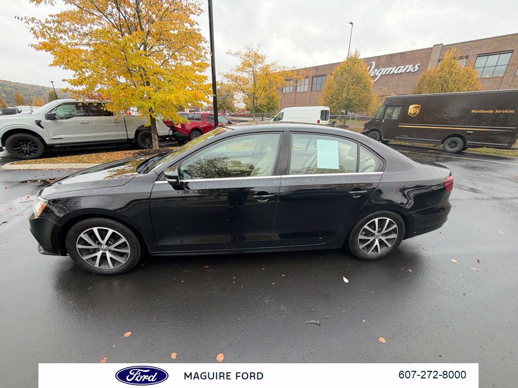 Used 2017 Volkswagen Jetta SE FWD image 7