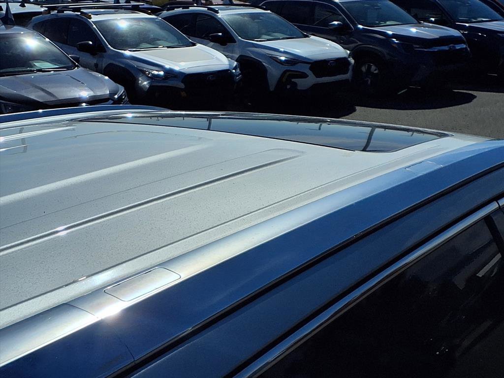 Used 2019 Toyota Highlander XLE image 26