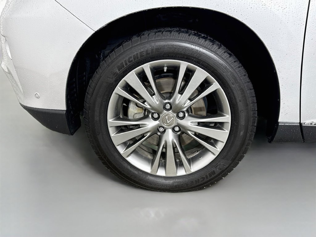 Used 2014 Lexus RX 450h FWD image 33