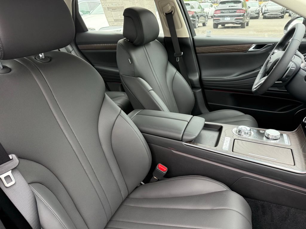 Certified 2025 Genesis G80 2.5T Advanced AWD/4WD image 18