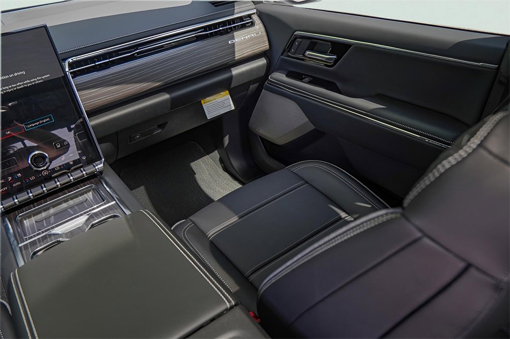New 2025 GMC Sierra EV Denali image 17