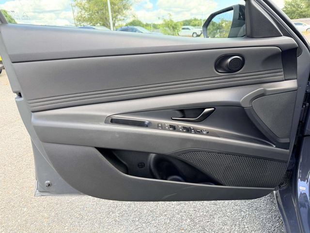 Used 2026 Hyundai Elantra SEL Sport Premium w/ Cargo Package FWD image 14