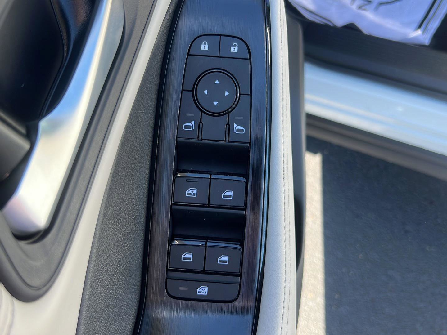 New 2026 Nissan Rogue SV w/ SV Premium Package image 17