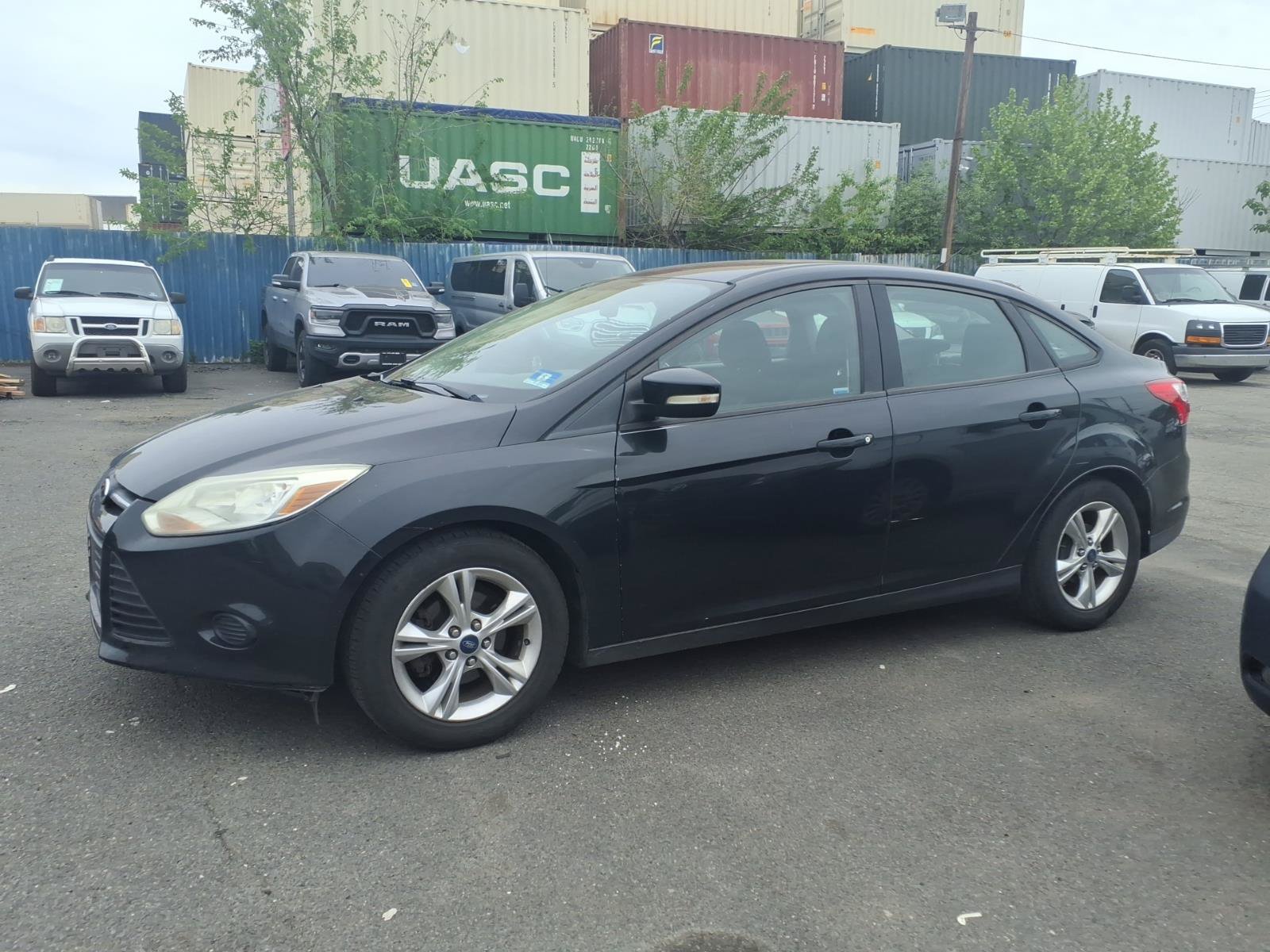 Used 2013 Ford Focus SE FWD image 5