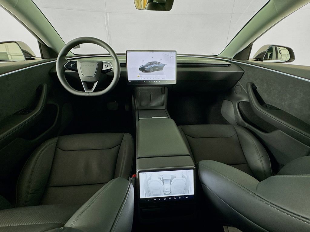 Used 2025 Tesla Model 3 Long Range image 38