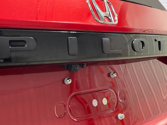 New 2025 Honda Pilot Sport image 5