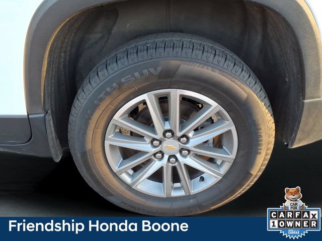 Used 2023 Chevrolet Traverse LT FWD image 13