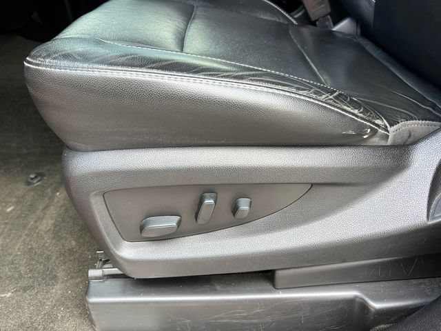 Used 2018 Chevrolet Silverado 1500 LT w/ Rally 2 Edition AWD/4WD image 12