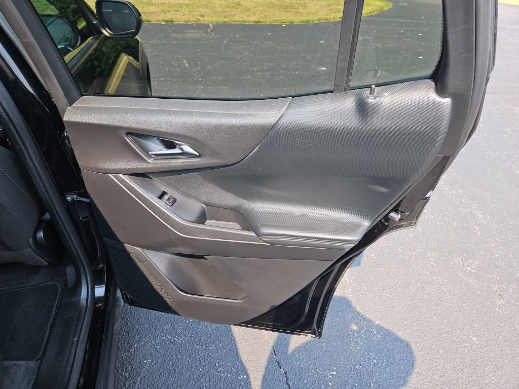 Used 2025 Chevrolet Equinox LT AWD/4WD image 28