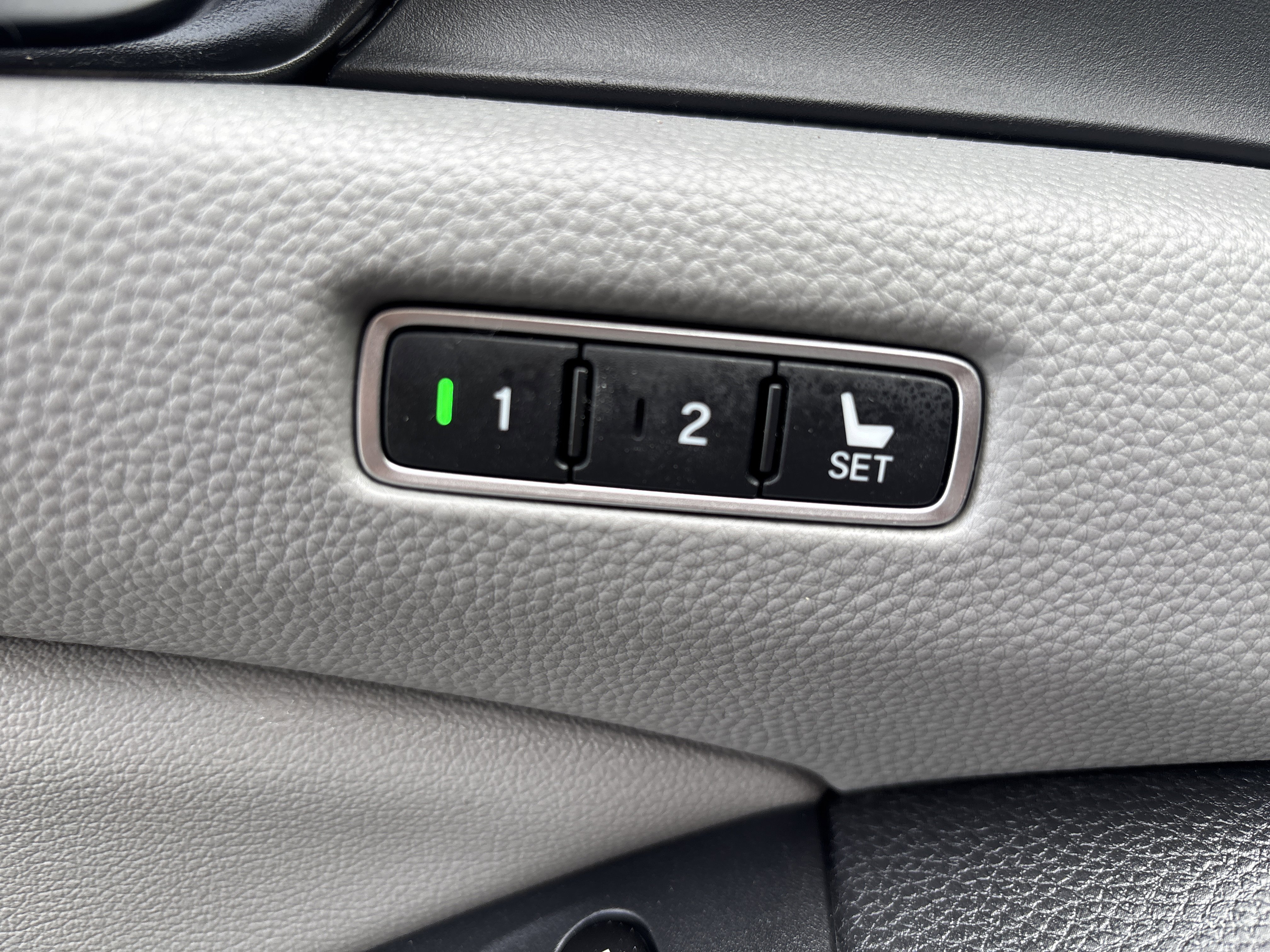 Used 2019 Honda Accord Touring image 22