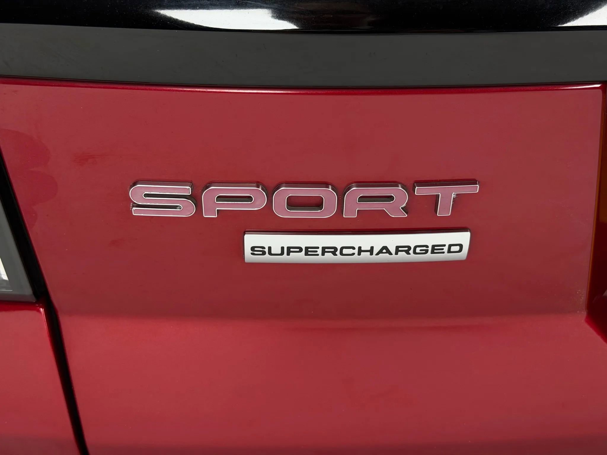 Used 2016 Land Rover Range Rover Sport Supercharged AWD/4WD image 11
