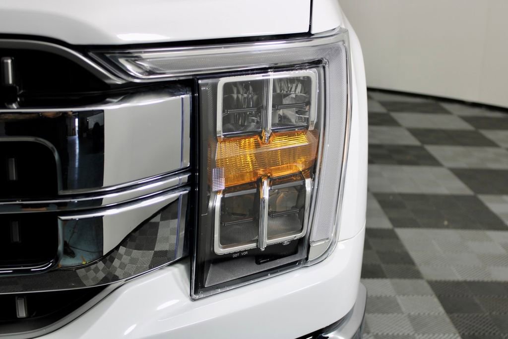 Used 2023 Ford F150 Lariat w/ Trailer Tow Package image 3