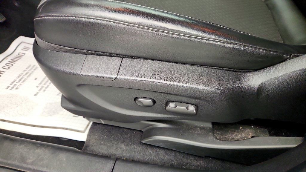 Used 2019 Buick Encore Preferred AWD/4WD image 11