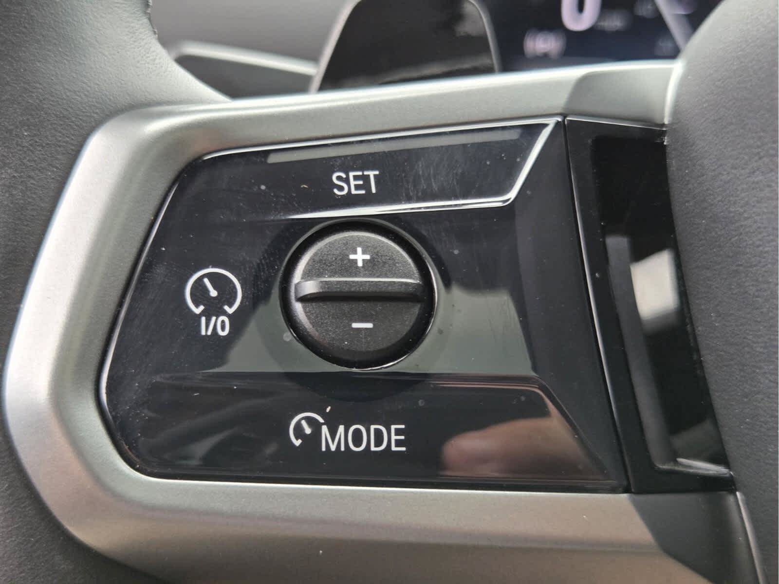 Certified 2026 BMW i5 eDrive40 w/ M Sport Package AWD/4WD image 34