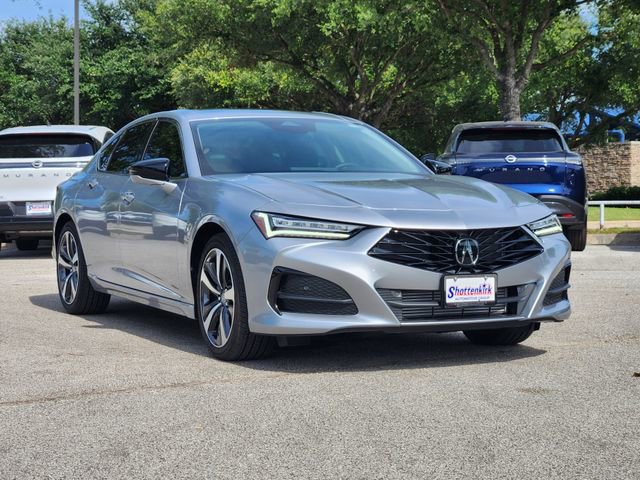Used 2025 Acura TLX w/ Technology Package image 2