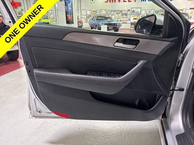 Used 2018 Hyundai Sonata Sport w/ Cargo Package FWD image 12
