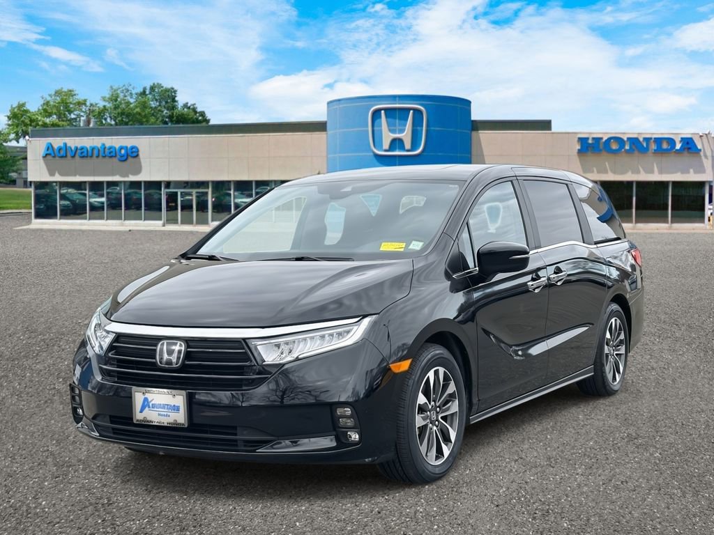 Certified 2024 Honda Odyssey EX-L image 2
