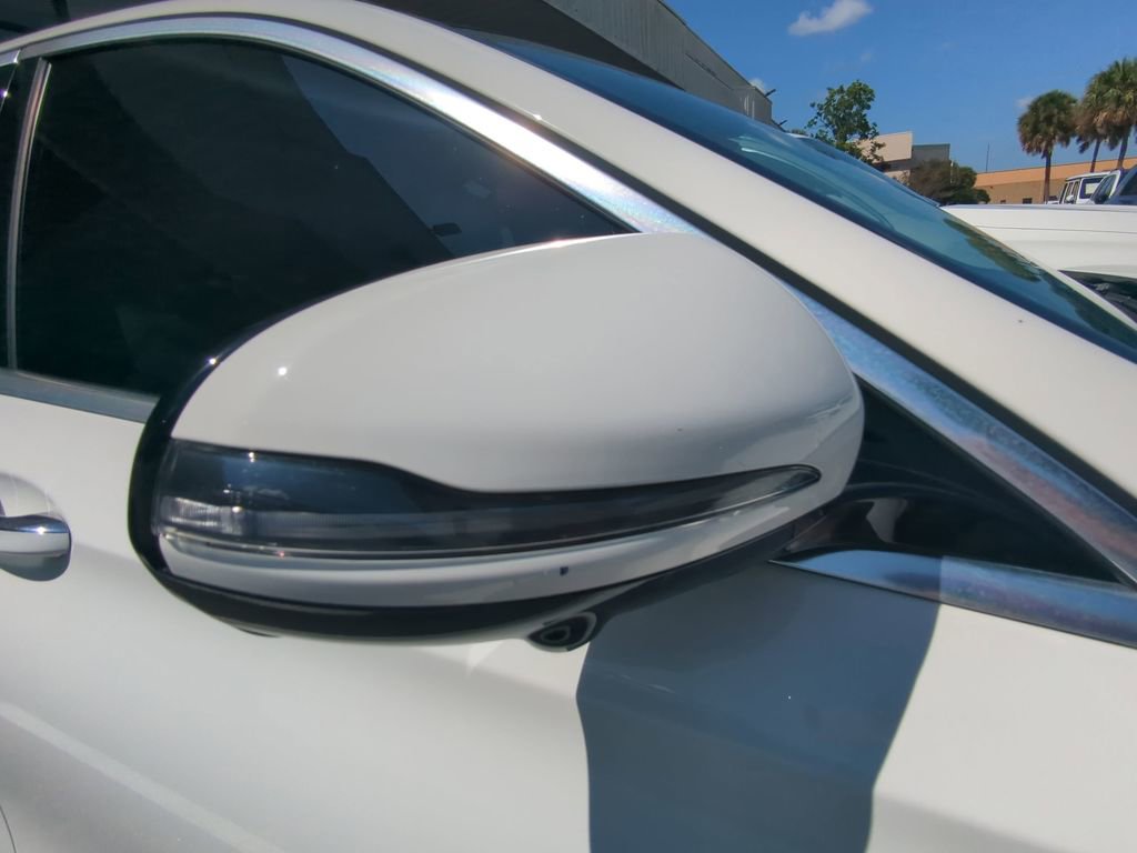 Used 2019 Mercedes-Benz E 300 image 24