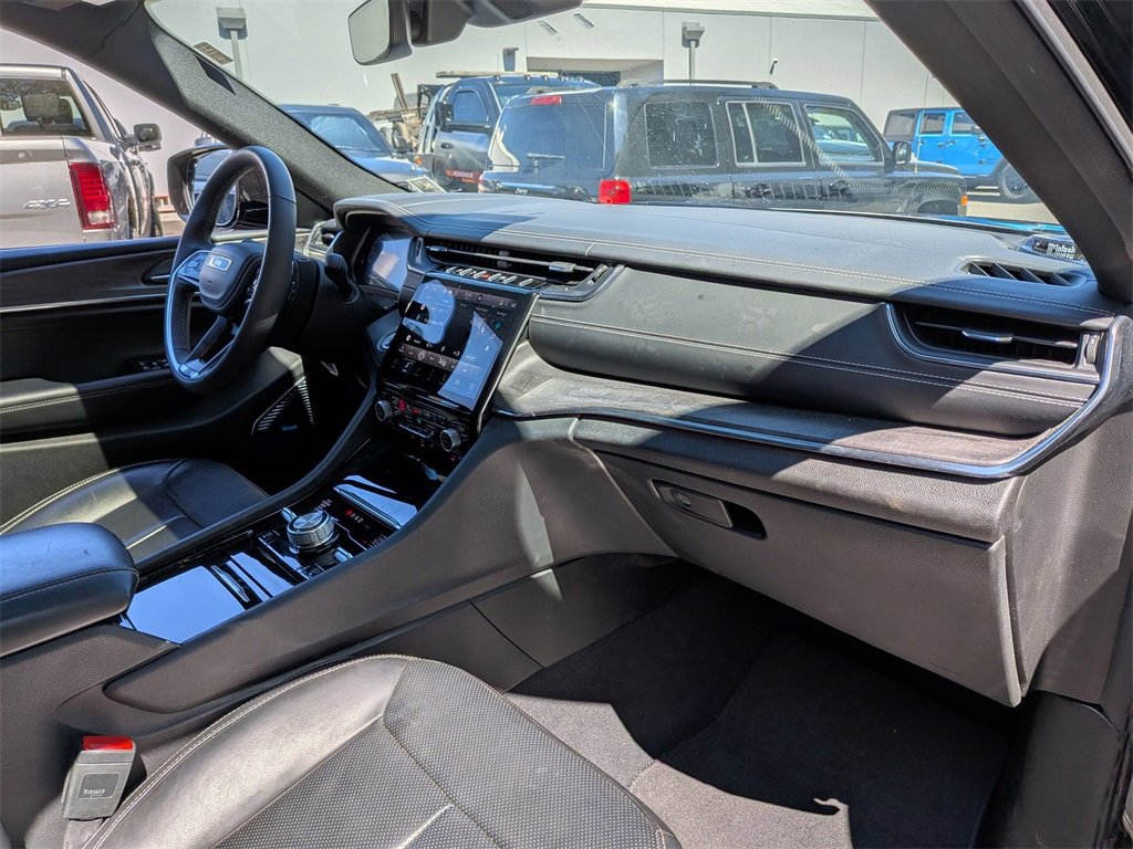 Certified 2023 Jeep Grand Cherokee L Overland w/ Rear Seat Video Group I image 32