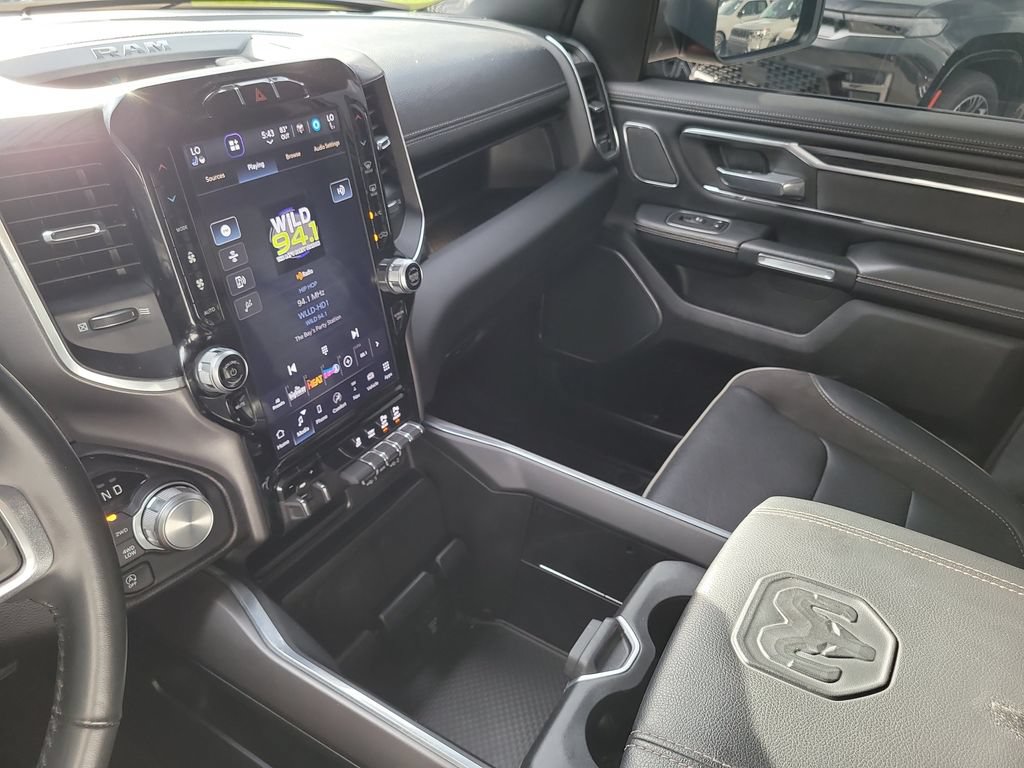 Used 2023 RAM 1500 Laramie AWD/4WD image 23