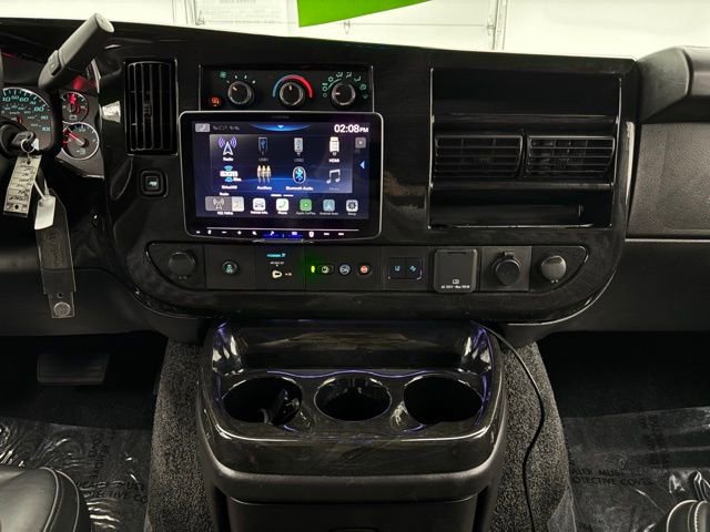 Used 2024 Chevrolet Express 2500 w/ Driver Convenience Package image 26
