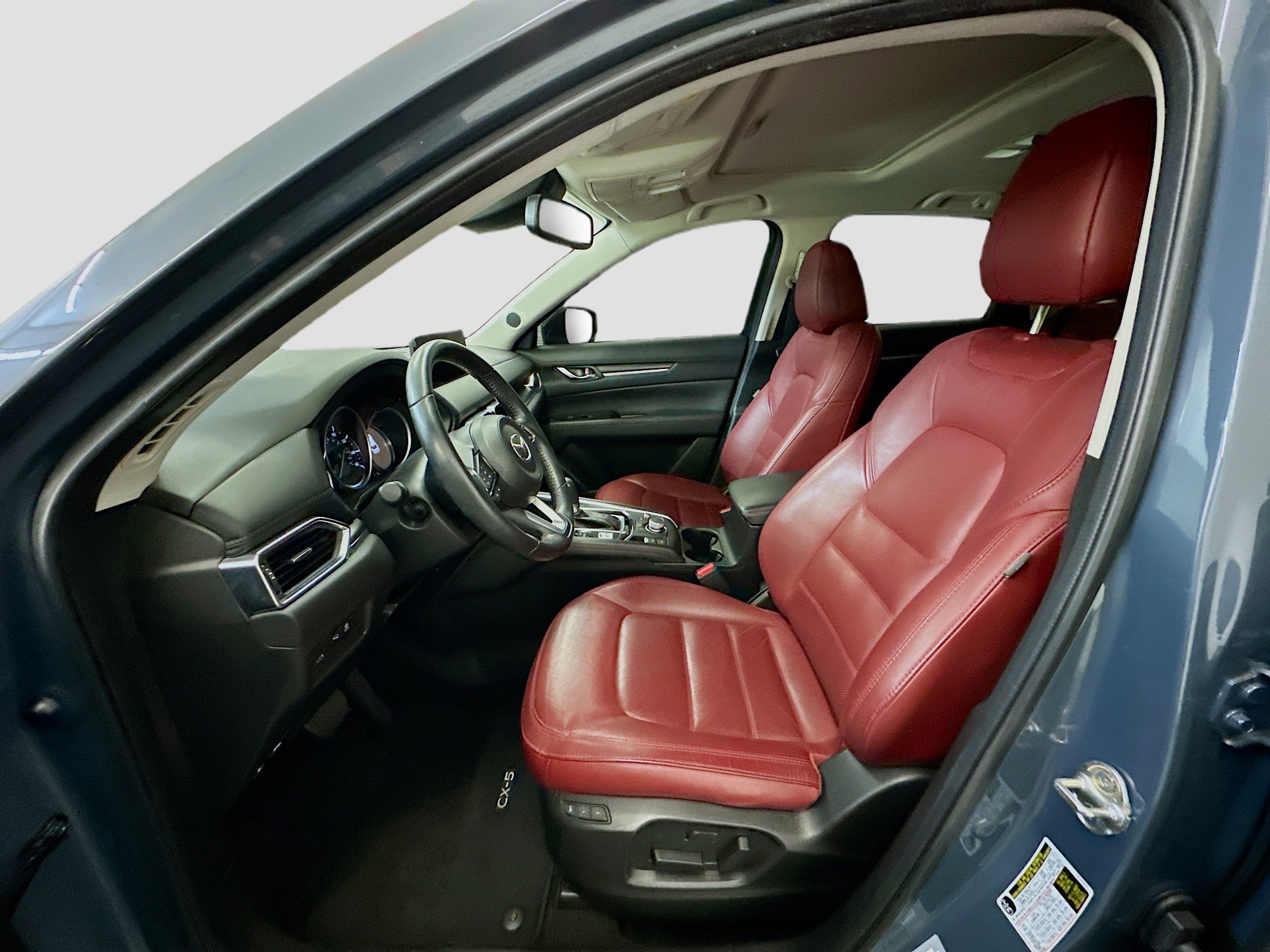 Used 2023 MAZDA CX-5 Carbon Edition image 13