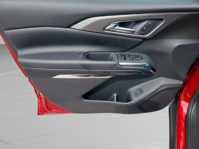 New 2027 Chevrolet Traverse LT w/ Midnight/Sport Edition FWD image 19