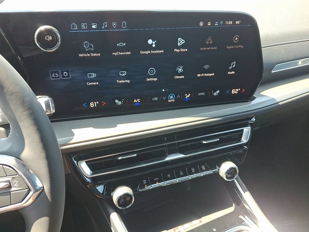 New 2026 Chevrolet Traverse LT w/ Midnight/Sport Edition FWD image 8
