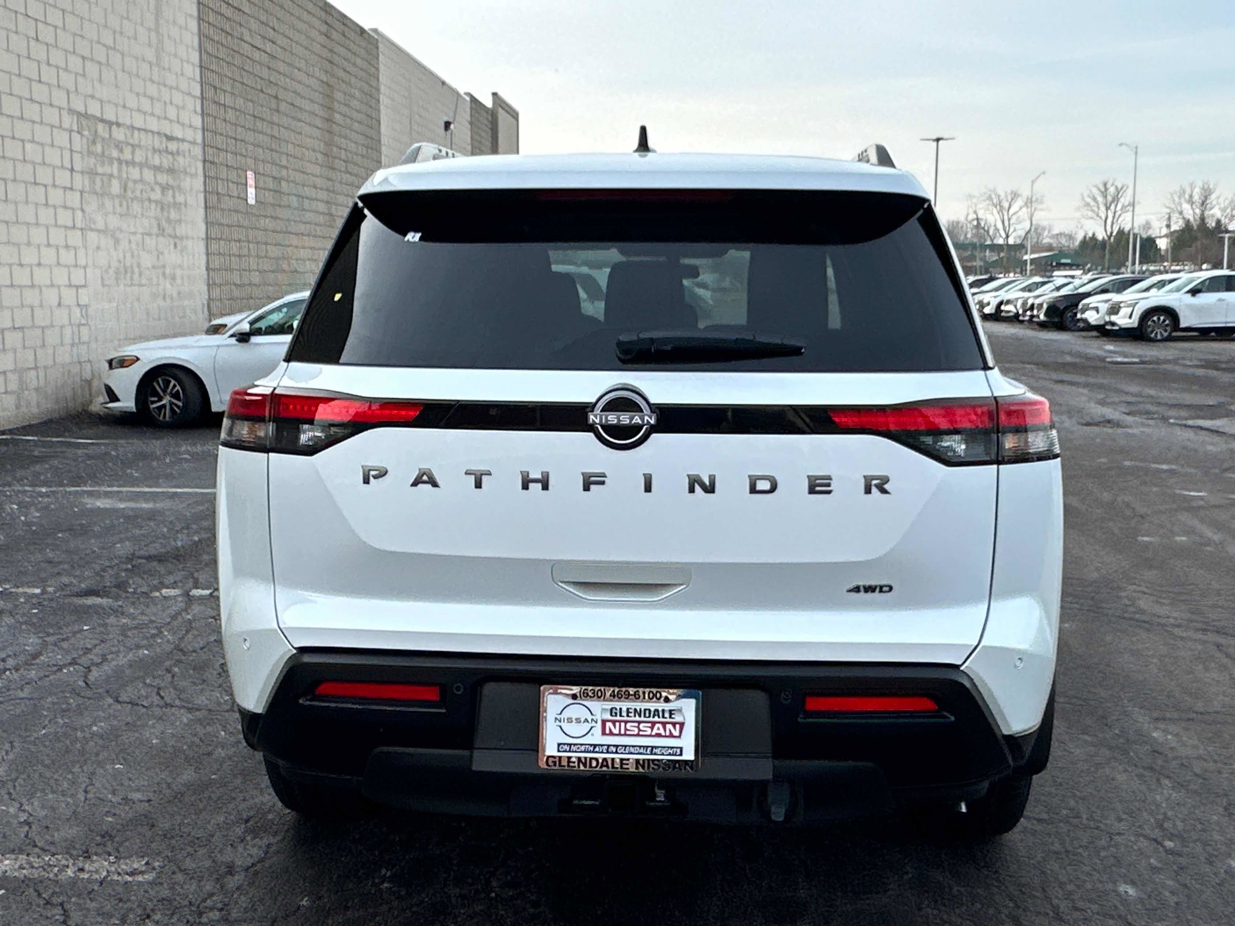 New 2026 Nissan Pathfinder SV w/ SV Premium Package AWD/4WD image 5