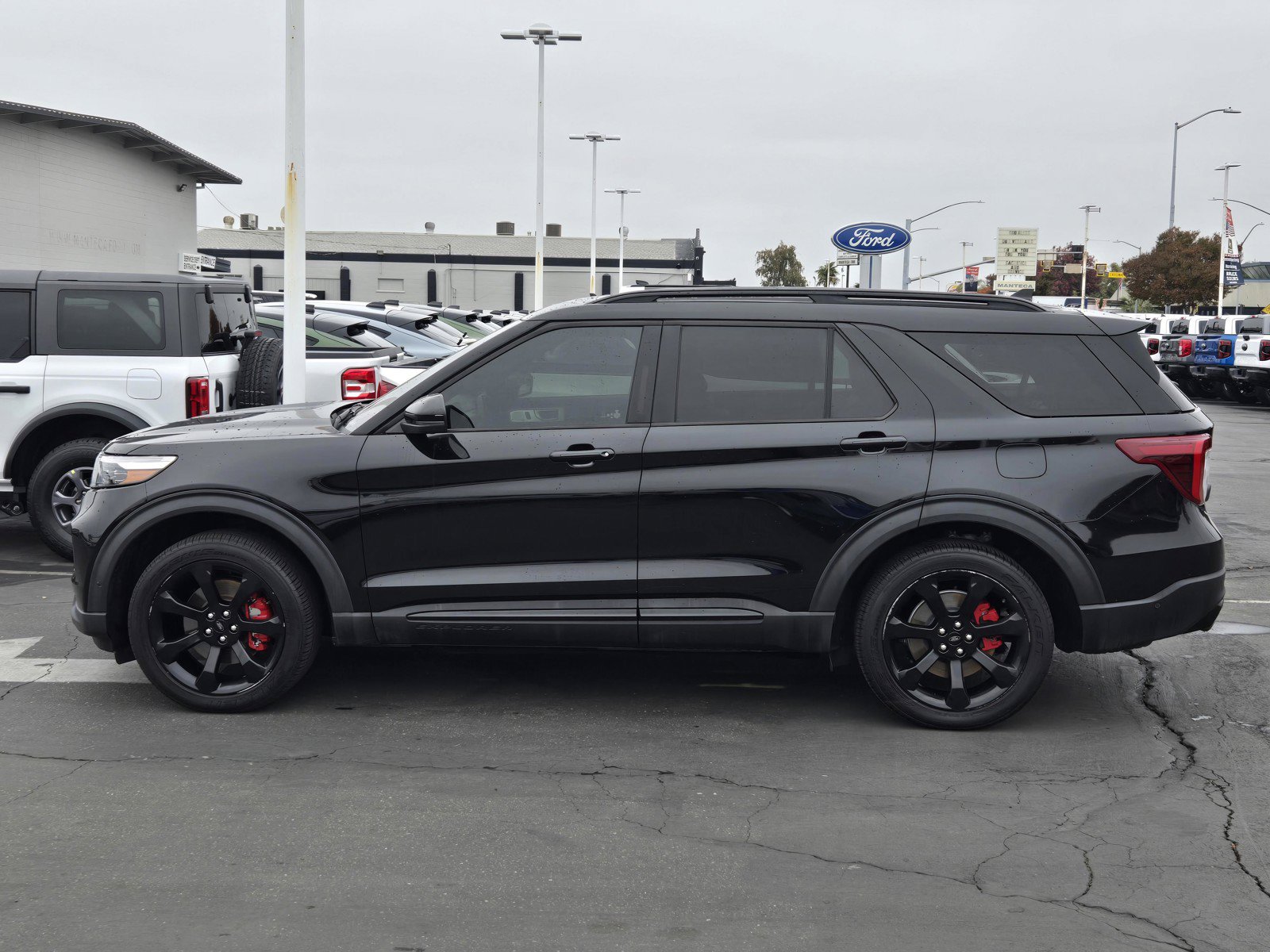 Used 2020 Ford Explorer ST w/ ST Street Pack AWD/4WD image 8