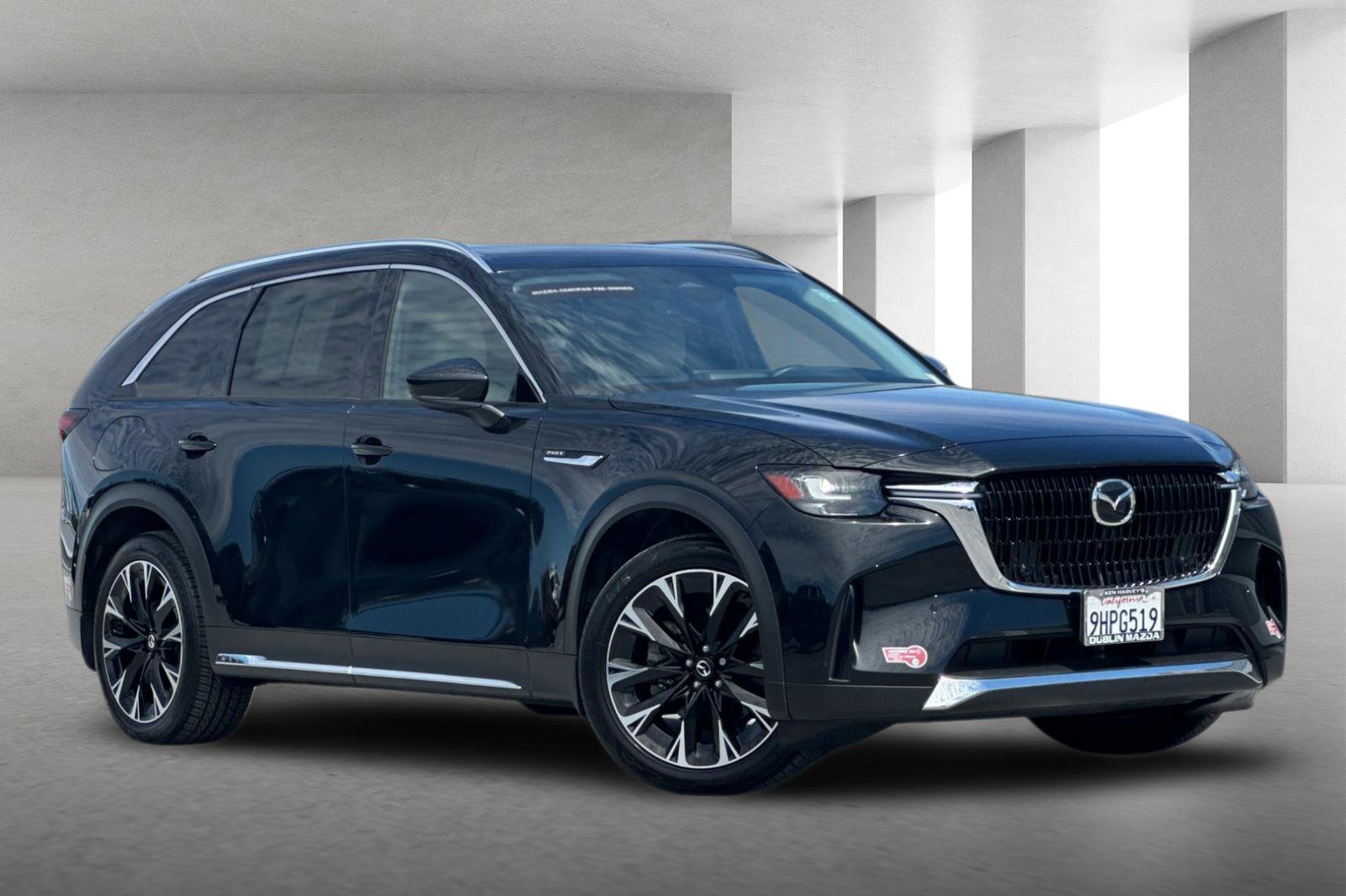 Certified 2024 MAZDA CX-90 Plug-In Hybrid w/ Premium Pkg AWD/4WD image 2