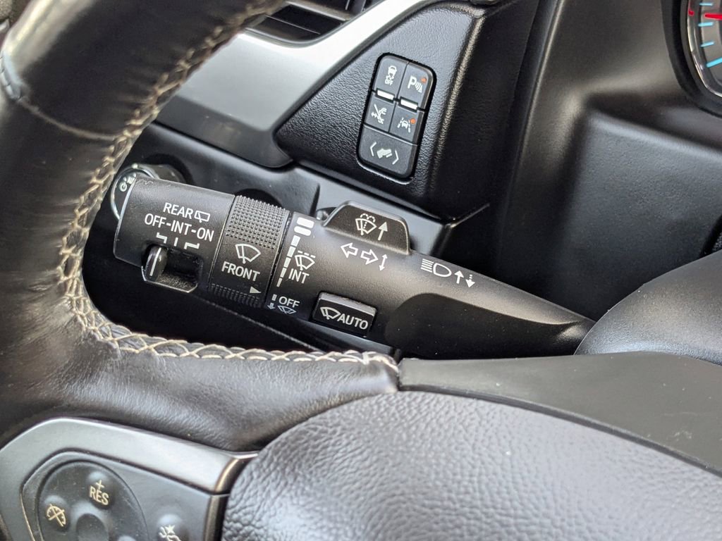 Used 2019 Chevrolet Suburban Premier image 26