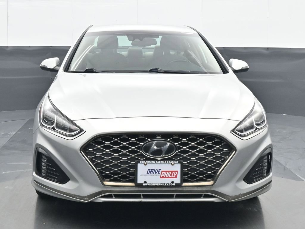 Used 2019 Hyundai Sonata SEL w/ Tech Package 02 FWD image 1