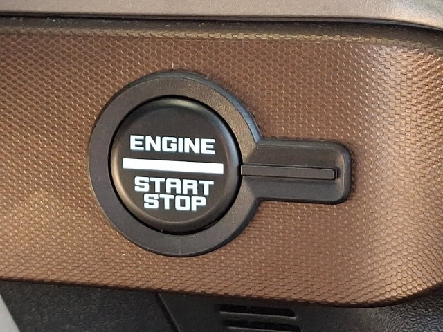 Used 2023 Ford Bronco Outer Banks AWD/4WD image 16