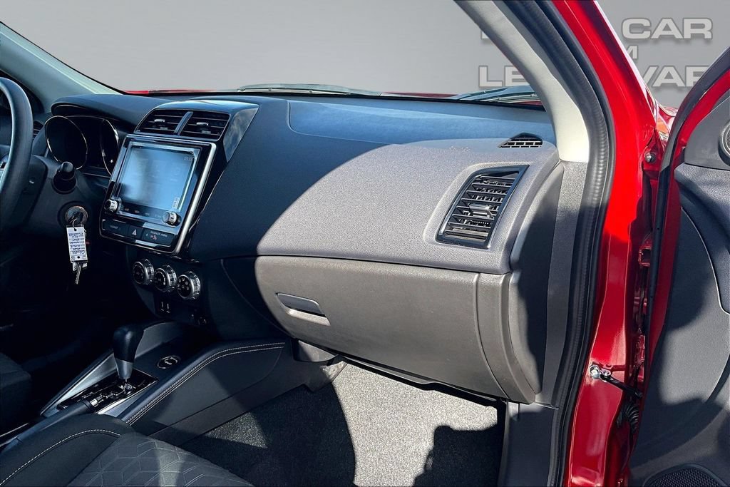 Used 2026 Mitsubishi Outlander Sport ES AWD/4WD image 17