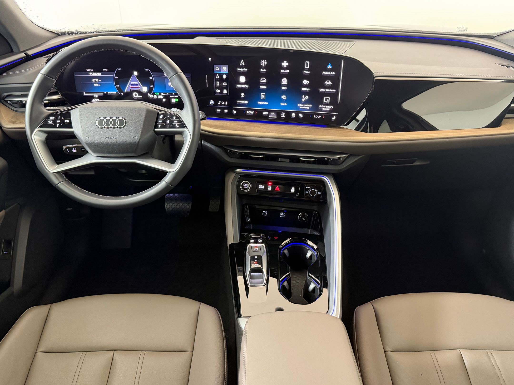 Used 2025 Audi Q5 Premium w/ Convenience Package AWD/4WD image 25