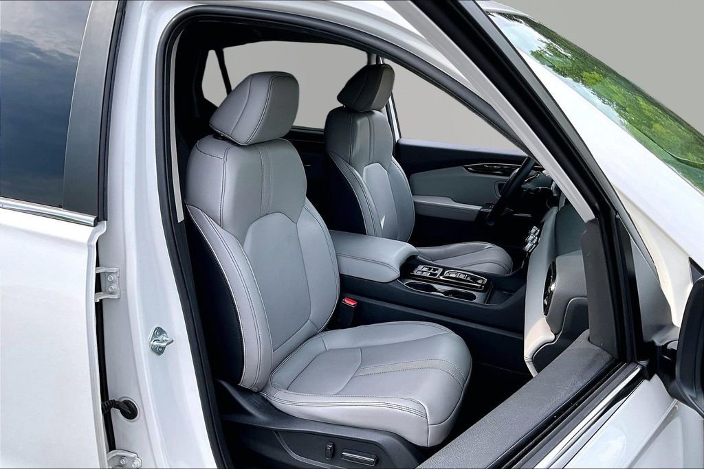 Used 2025 Honda Pilot EX-L image 22