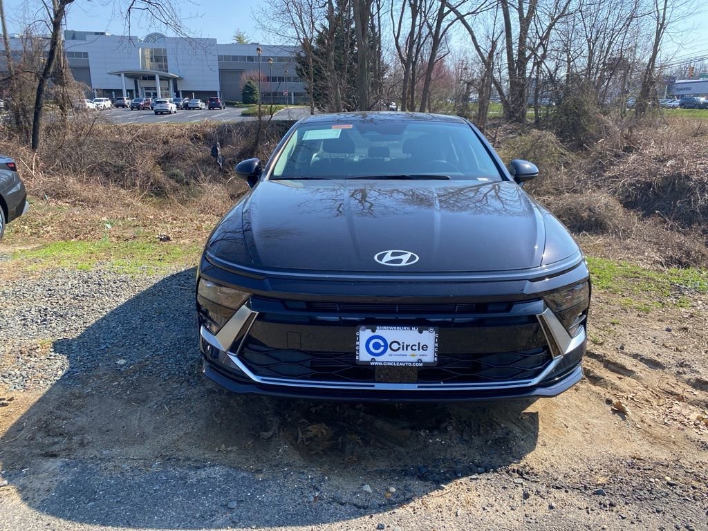 New 2026 Hyundai Sonata SEL FWD image 3