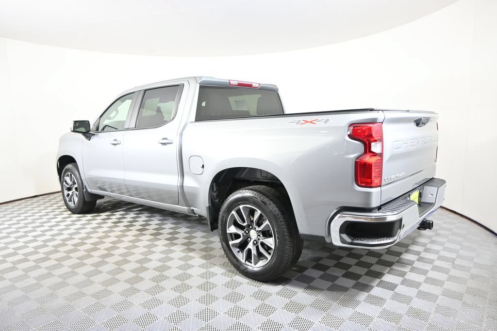 Used 2023 Chevrolet Silverado 1500 LT AWD/4WD image 4
