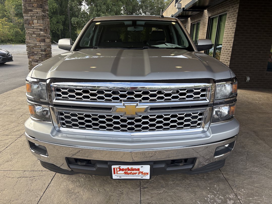 Used 2015 Chevrolet Silverado 1500 LT w/ All Star Edition AWD/4WD image 3